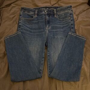 American Eagle Outfitters Women’s High Rise Jegging